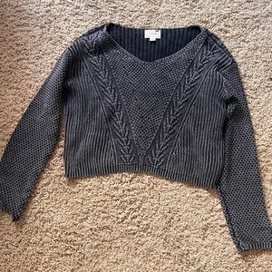 LA Hearts Grey Cropped Sweater Size Medium